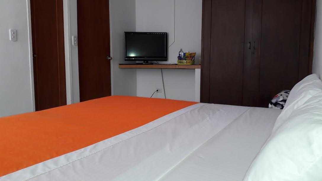 Hostal Deluxe Santander. Manizales Bagian luar foto