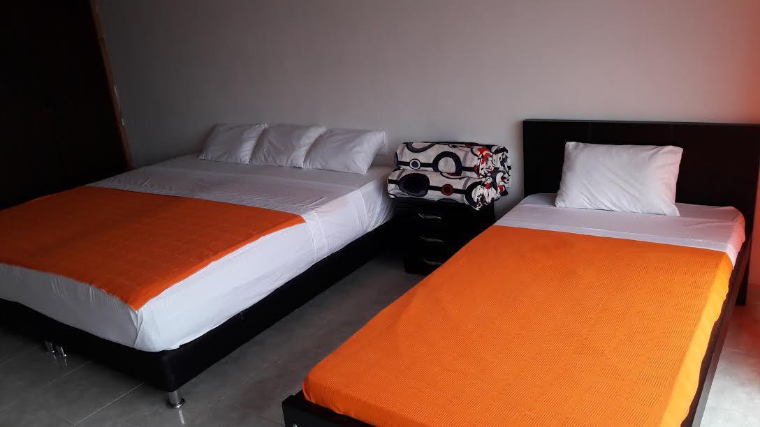 Hostal Deluxe Santander. Manizales Bagian luar foto